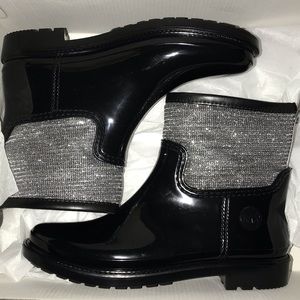 Women’s size 8 Michael Kors Rain Booties